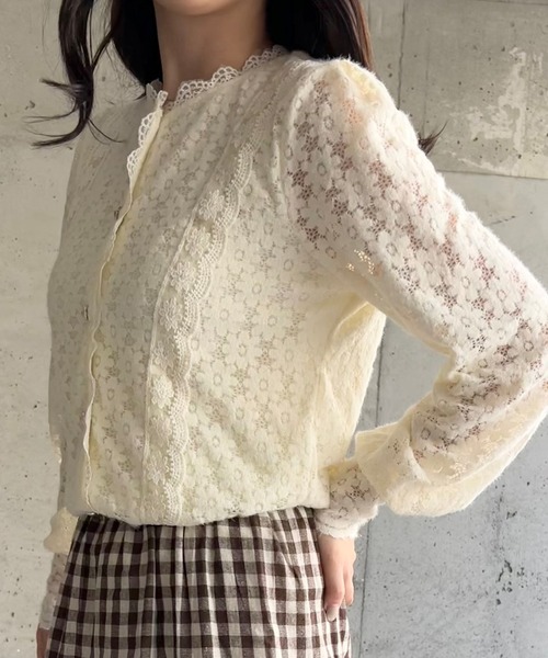 merrylatte(メリーラテ)の「フラワーレースカーディガンブラウス(シャツ/ブラウス・レディース・ホワイト・FREE/SMALL/LARGE)」の9枚目の写真