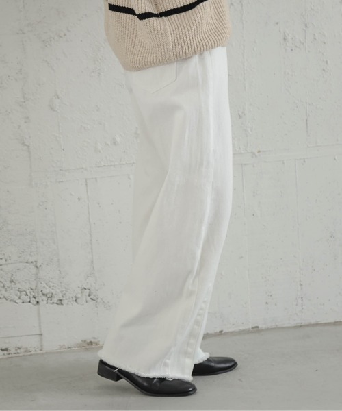SUGAR BISKET(シュガービスケット)の「デニムパンツ(デニムパンツ・レディース・ホワイト・L)」の3枚目の写真