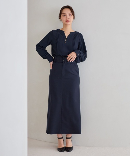 Andemiu(アンデミュウ)の「キンボタンスキッパーブラウス308206(シャツ/ブラウス・レディース・ネイビー/オフホワイト/ホワイト×ブラック/イエロー・FREE)」の19枚目の写真