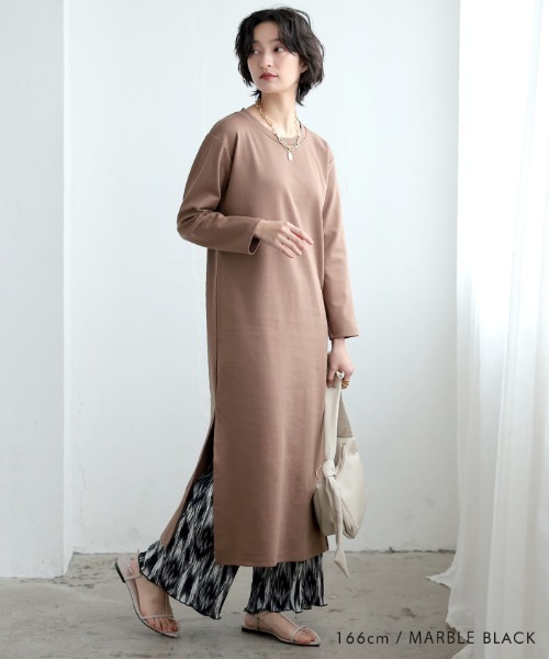 aquagarage（アクアガレージ）の「プリントプリーツパンツ（その他パンツ・レディース・ホワイト×ブラック/ブラック×ホワイト/ブラック系その他/ドット/ブラックミックス・M/L）」の19枚目の写真