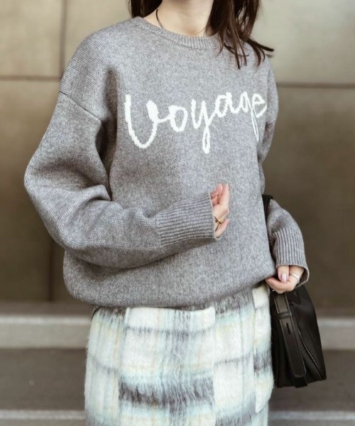 aquagarage(アクアガレージ)の「ロゴニットトップス(ニット/セーター・レディース・グレー/ブラック・FREE)」の2枚目の写真