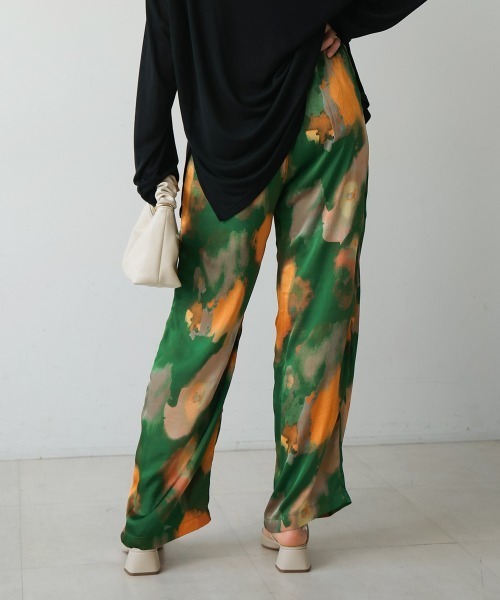 Bou Jeloud（ブージュルード）の「水彩アート柄サテンパンツ（その他パンツ・レディース・グリーン/ピンク・FREE）」の8枚目の写真