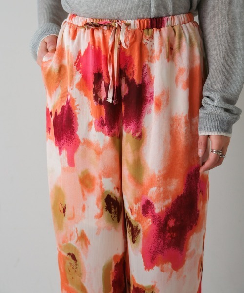 Bou Jeloud（ブージュルード）の「水彩アート柄サテンパンツ（その他パンツ・レディース・グリーン/ピンク・FREE）」の21枚目の写真