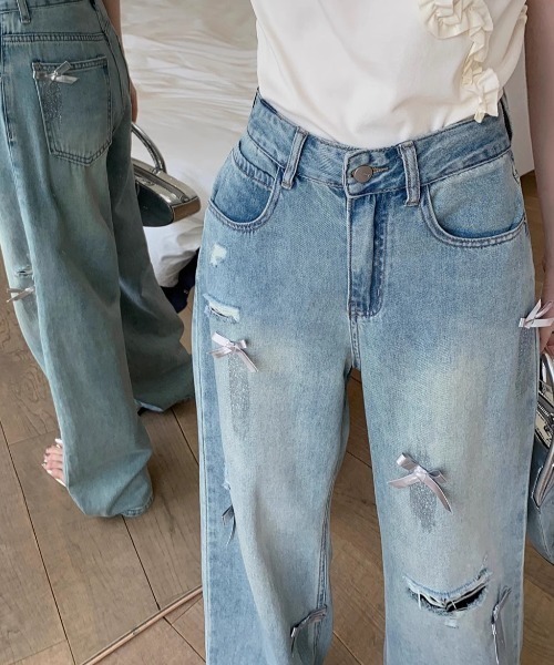 Mejoul(メジュール)の「ダメージボーイフレンドデニム(デニムパンツ・レディース・ブルー・M/L)」の6枚目の写真