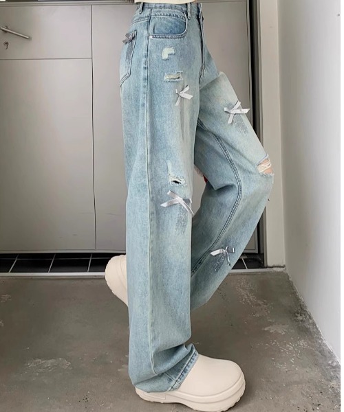 Mejoul(メジュール)の「ダメージボーイフレンドデニム(デニムパンツ・レディース・ブルー・M/L)」の15枚目の写真