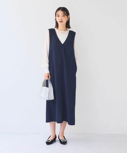 CROSS FUNCTION（クロスファンクション）の「《シワになりにくい》サマ美え ジョーゼット深Vネックジャンスカ【CF/クロスファンクション】（ジャンパースカート・レディース・ネイビー/ブラック・L/M/LL）」の3枚目の写真