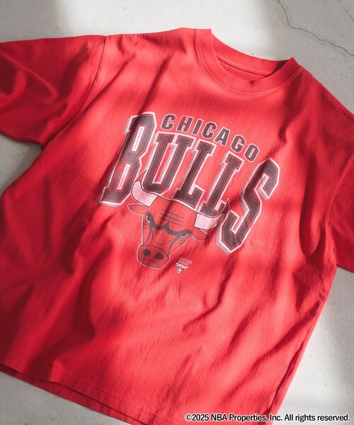 NBA（エヌビーエー）の「NBA別注ヴィンテージライクプリントTシャツ（Tシャツ/カットソー・メンズ・ホワイト/グレー/パープル/ネイビー/ベージュ/ブラック/レッド/その他1・M/L/XL）」の7枚目の写真