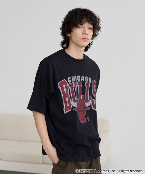 あのNBAプレイヤーの90'sプリントTシャツを2つ入荷致しました