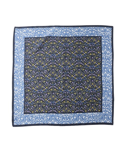 MACKINTOSH PHILOSOPHY（ﾏｯｷﾝﾄｯｼｭ ﾌｨﾛｿﾌｨｰ）の「Snowblue Gardenシルクプリントスカーフ（バンダナ/スカーフ・レディース・ホワイト系その他/グリーン/ライトブルー・FREE）」の5枚目の写真