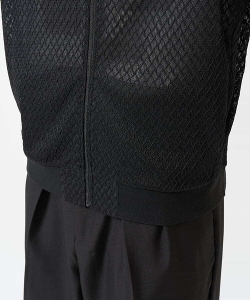 a.v.v(アーヴェヴェ)の「【洗濯機で洗える/吸水速乾】ダイヤシアーリブブルゾン(ブルゾン・メンズ・ブラック・46/48)」の14枚目の写真