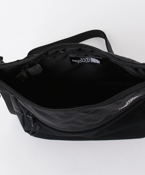 THE NORTH FACE(ザノースフェイス)の「【THE NORTH FACE/ザノースフェイス】MT LITE CROSS BAG/ライト クロスバッグ(ショルダーバッグ・メンズ・ブラック/ライトグレー・FREE)」の12枚目の写真