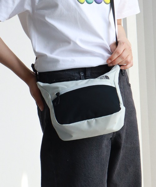 THE NORTH FACE(ザノースフェイス)の「【THE NORTH FACE/ザノースフェイス】MT LITE CROSS BAG/ライト クロスバッグ(ショルダーバッグ・メンズ・ブラック/ライトグレー・FREE)」の21枚目の写真