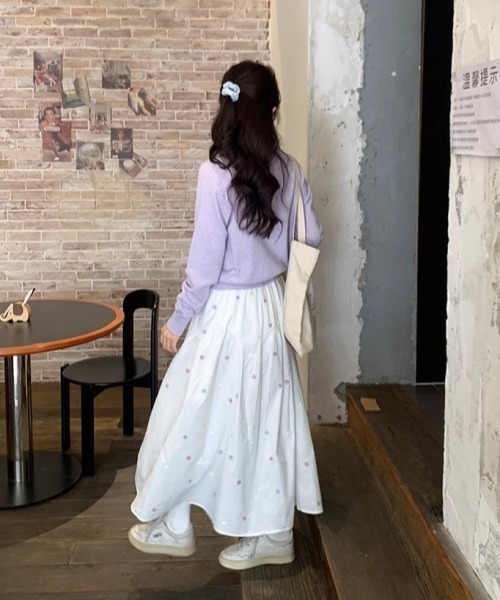 gossip！ロサンゼルス（ゴシップロサンゼルス）の「カラフルフラワープリント ロングスカート 森ガール風 カジュアル 日常＆シンプル（スカート・レディース・ホワイト・FREE）」の3枚目の写真