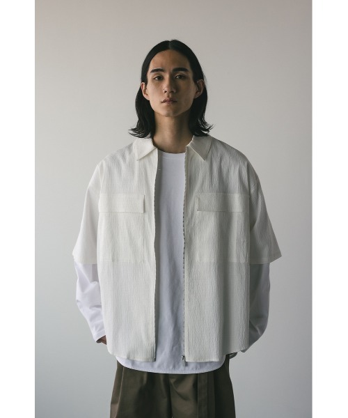 STYLEMIXER(スタイルミキサー)の「シアサッカージップシャツ(シャツ/ブラウス・メンズ・ホワイト/ブラック/サックスブルー・MEDIUM/LARGE)」の6枚目の写真