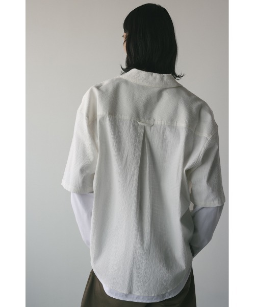 STYLEMIXER(スタイルミキサー)の「シアサッカージップシャツ(シャツ/ブラウス・メンズ・ホワイト/ブラック/サックスブルー・MEDIUM/LARGE)」の9枚目の写真