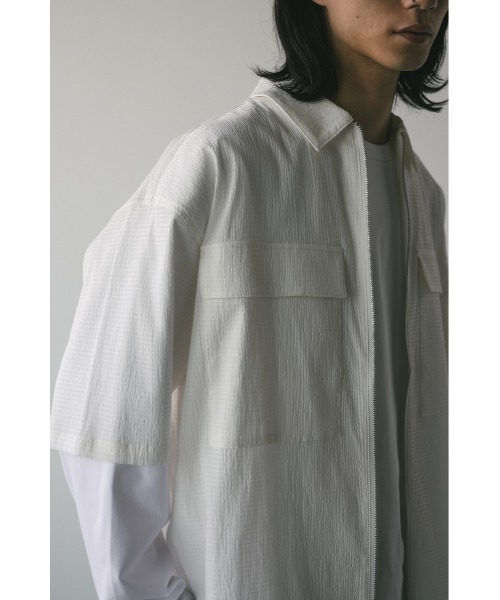 STYLEMIXER(スタイルミキサー)の「シアサッカージップシャツ(シャツ/ブラウス・メンズ・ホワイト/ブラック/サックスブルー・MEDIUM/LARGE)」の11枚目の写真