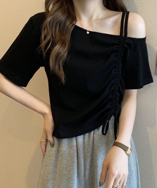 SHEPP（シープ）の「【お気に入り数4200人突破!】シンプル ドロストアレンジ オフショルデザインTシャツ 半袖（Tシャツ/カットソー・レディース・ブラック/ホワイト/ライトグリーン・S/M）」の14枚目の写真