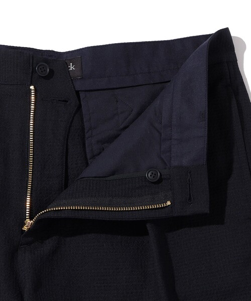SHIPS（シップス）の「Southwick: Gate Label TW エンボス 1プリーツ ショーツ（その他パンツ・メンズ・ネイビー・SMALL/MEDIUM/LARGE/X-LARGE）」の7枚目の写真