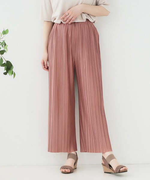 SHOO・LA・RUE（シューラルー）の「【洗える】楽してほっそり見え カットプリーツパンツ（その他パンツ・レディース・グリーン系/ピンク系/ブラック/オフホワイト/チャコールグレー・04/01/02/03）」の5枚目の写真