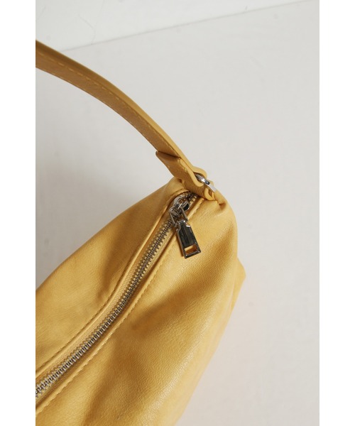 &. NOSTALGIA（アンドドットノスタルジア）の「【ZOZO限定】レクタングルワンハンドルバッグ（ハンドバッグ・レディース・イエロー/ブラック・FREE）」の15枚目の写真