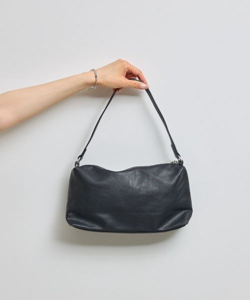 &. NOSTALGIA（アンドドットノスタルジア）の「【ZOZO限定】レクタングルワンハンドルバッグ（ハンドバッグ・レディース・イエロー/ブラック・FREE）」の18枚目の写真