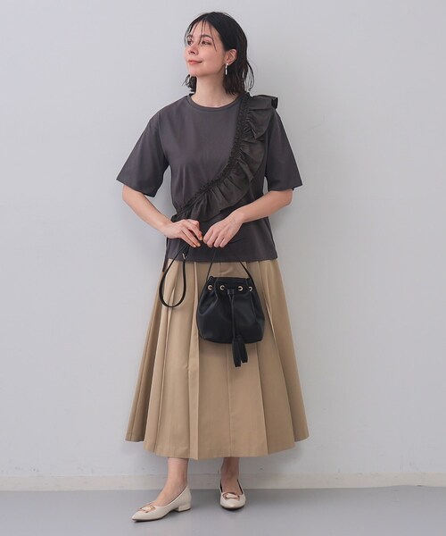 OPAQUE.CLIP（オペークドットクリップ）の「タッセル巾着デザインミニショルダーバッグ（ショルダーバッグ・レディース・レンガ/ブラック/ブラック系4・00）」の5枚目の写真