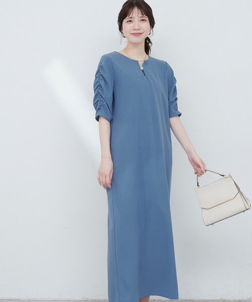 natural couture(ナチュラルクチュール)の「ベルト付きボリューム袖ストレッチワンピース(ワンピース・レディース・ピンク/ネイビー/グレイッシュベージュ/ブルー・FREE)」の11枚目の写真