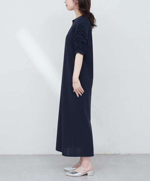 natural couture(ナチュラルクチュール)の「ベルト付きボリューム袖ストレッチワンピース(ワンピース・レディース・ピンク/ネイビー/グレイッシュベージュ/ブルー・FREE)」の20枚目の写真