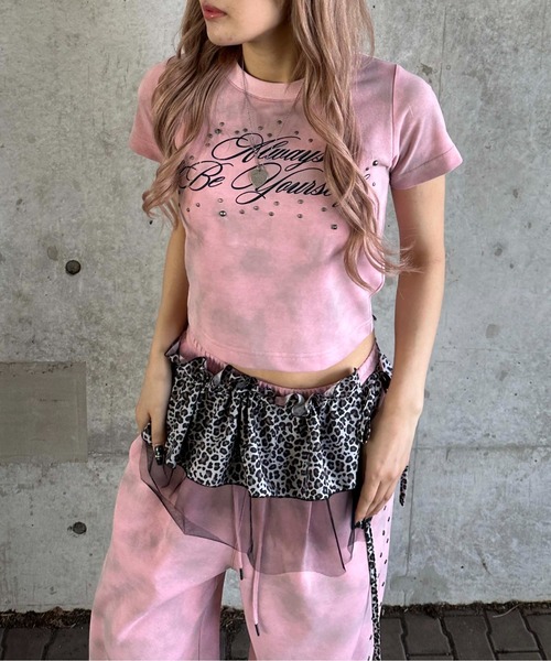 sedacle girl（セダクルガール）の「ダート加工スタッズチビT（Tシャツ/カットソー・レディース・ピンク/ブラック/ネイビー/ベージュ・MEDIUM/SMALL）」の4枚目の写真