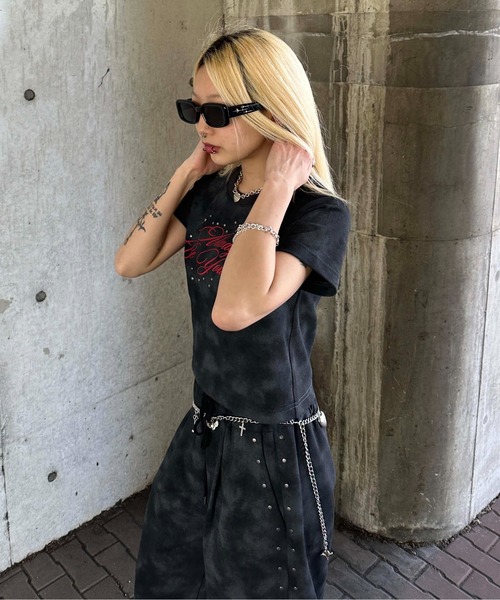 sedacle girl（セダクルガール）の「ダート加工スタッズチビT（Tシャツ/カットソー・レディース・ピンク/ブラック/ネイビー/ベージュ・MEDIUM/SMALL）」の14枚目の写真