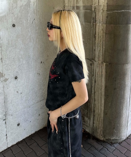 sedacle girl（セダクルガール）の「ダート加工スタッズチビT（Tシャツ/カットソー・レディース・ピンク/ブラック/ネイビー/ベージュ・MEDIUM/SMALL）」の15枚目の写真