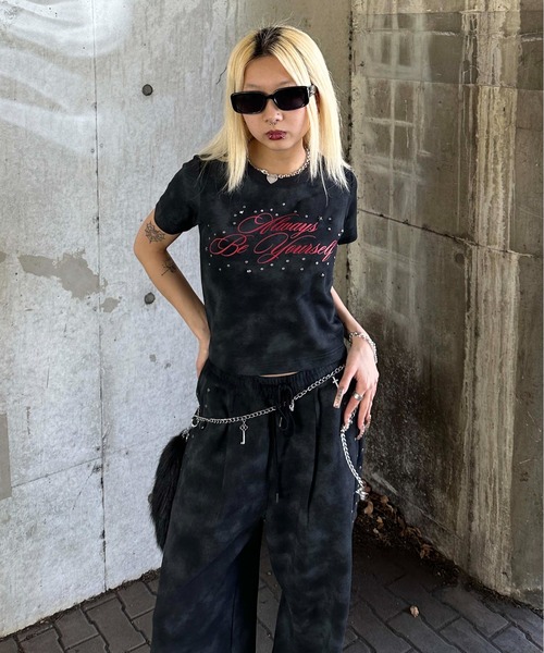 sedacle girl（セダクルガール）の「ダート加工スタッズチビT（Tシャツ/カットソー・レディース・ピンク/ブラック/ネイビー/ベージュ・MEDIUM/SMALL）」の17枚目の写真