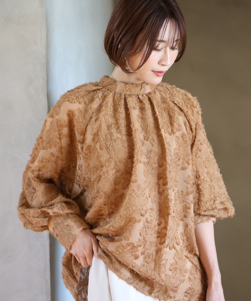 Ehre style(エーレスタイル)の「大人花レース 袖ぽわんブラウスお仕事コーデ(シャツ/ブラウス・レディース・アイボリー/ブラック/ブラウン・FREE)」の7枚目の写真