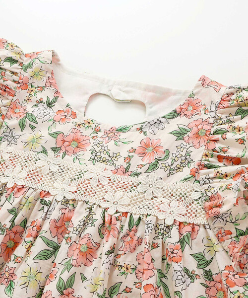 SLAP SLIP（スラップスリップ）の「袖フリル後ろオープンハート花柄ワンピース(90~130cm)（ワンピース・キッズ・ホワイト系その他/オレンジ系その他・90cm/110cm/130cm/100cm/120cm）」の11枚目の写真