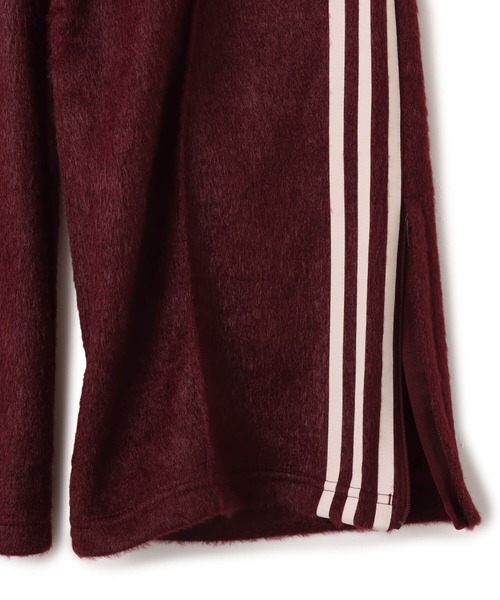 adidas(アディダス)の「adidas MOHAIR FBIRD LOOSE TRACK PANTS / アディダス モヘア ファイヤーバード トラック パンツ(その他パンツ・レディース・バーガンディー・L/M/S)」の2枚目の写真