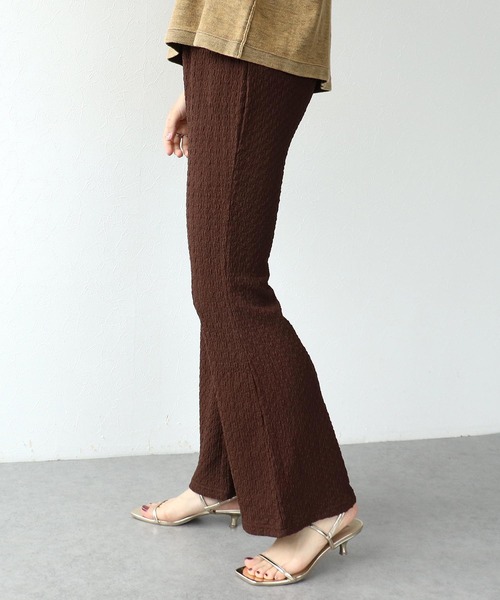 Three Four Time（ｽﾘｰﾌｫｰﾀｲﾑ）の「シュリングジャージフレアパンツ（その他パンツ・レディース・ブラウン/ブルー/ブラック・FREE）」の21枚目の写真