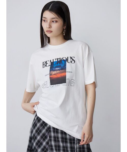 MURUA(ムルーア)の「GLOAMINGオーバーTシャツ(Tシャツ/カットソー・レディース・ホワイト/ブラック・FREE)」の13枚目の写真
