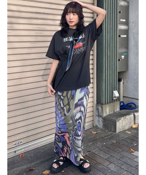 MURUA(ムルーア)の「GLOAMINGオーバーTシャツ(Tシャツ/カットソー・レディース・ホワイト/ブラック・FREE)」の20枚目の写真