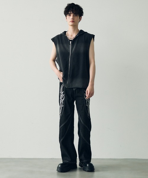 Shoowtime（ショウタイム）の「Embroidered straight denim pants / 刺繍デザインストレートデニムパンツ（デニムパンツ・メンズ・ブラック・MEDIUM/LARGE/X-LARGE）」の9枚目の写真