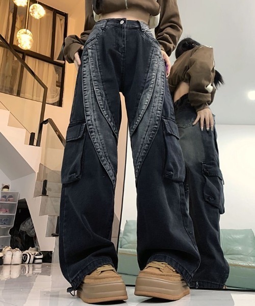 MONO8(モノハチ)の「ウォッシュデザインカーゴデニムパンツ(デニムパンツ・レディース・ブラック・S/M)」の13枚目の写真