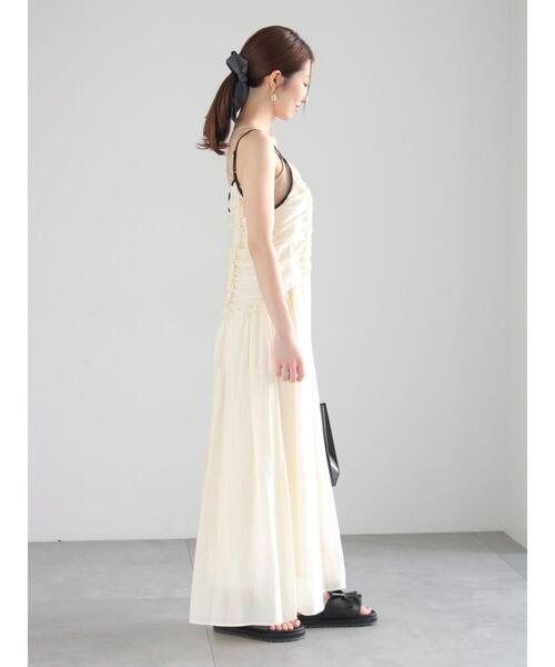 Te chichi（テチチ）の「フリルギャザーキャミワンピース（ワンピース・レディース・オフホワイト/ブラック・F）」の7枚目の写真