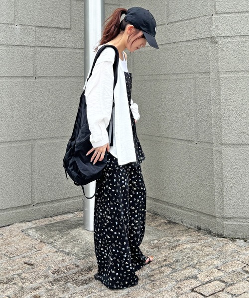 ISOOK（アイスー）の「【ISOOK / アイスー】フラワープリントイージーパンツ / 花柄 セットアップ 柄パンツ イージーパンツ ウエストゴム ハイウエスト ホワイト ブラック 白 黒 ZOZOTOWN限定（その他パンツ・レディース・ブラック/ホワイト・FREE）」の15枚目の写真