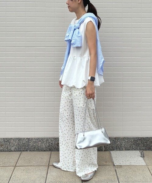 ISOOK（アイスー）の「【ISOOK / アイスー】フラワープリントイージーパンツ / 花柄 セットアップ 柄パンツ イージーパンツ ウエストゴム ハイウエスト ホワイト ブラック 白 黒 ZOZOTOWN限定（その他パンツ・レディース・ブラック/ホワイト・FREE）」の7枚目の写真