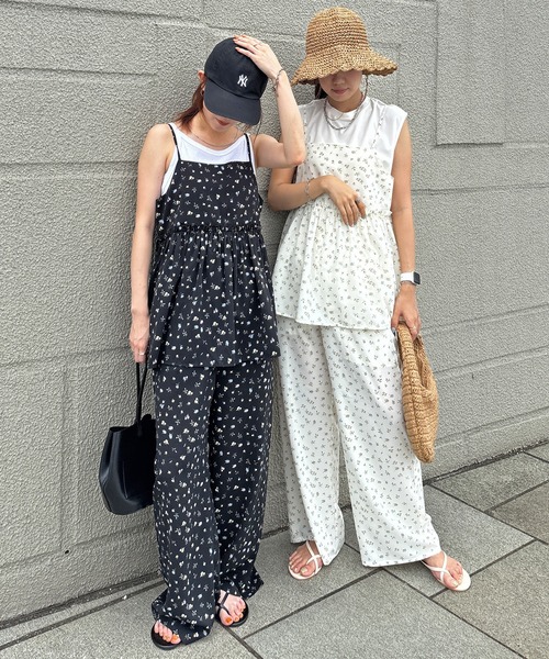 ISOOK（アイスー）の「【ISOOK / アイスー】フラワープリントイージーパンツ / 花柄 セットアップ 柄パンツ イージーパンツ ウエストゴム ハイウエスト ホワイト ブラック 白 黒 ZOZOTOWN限定（その他パンツ・レディース・ブラック/ホワイト・FREE）」の11枚目の写真