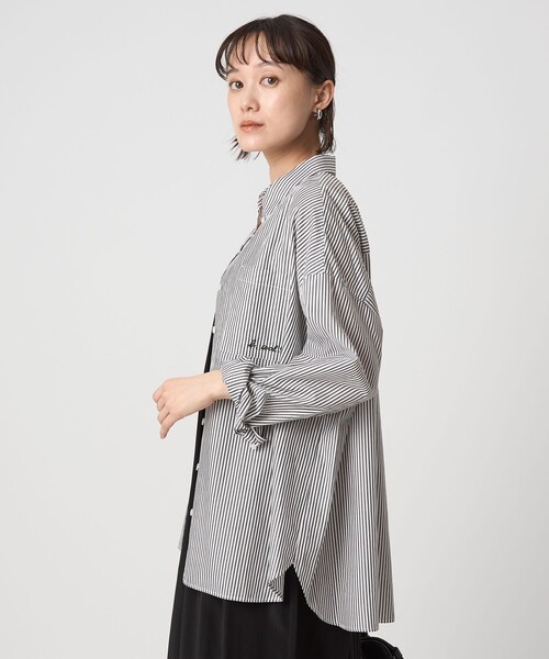 To b. by agnes b.（トゥービーバイアニエスベー）の「＜To b. by agnes b.コラボ＞エンブロイダリー オーバーサイズ シャツ（シャツ/ブラウス・レディース・ライトブルー/その他1・FREE）」の18枚目の写真