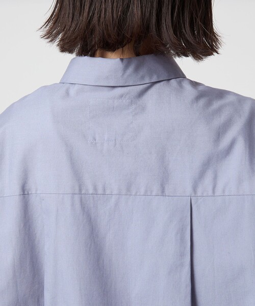 To b. by agnes b.（トゥービーバイアニエスベー）の「＜To b. by agnes b.コラボ＞エンブロイダリー オーバーサイズ シャツ（シャツ/ブラウス・レディース・ライトブルー/その他1・FREE）」の5枚目の写真