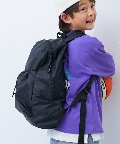 devirock（デビロック）の「撥水 コンパクトにできるリュックサック（バックパック/リュック・キッズ・グリーン系その他/ブルー系その他/ブラック・ONE SIZE）」の2枚目の写真