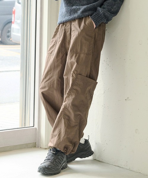 MAISON CLUB（メゾンクラブ）の「【MAISON CLUB】Nylon Ripstop Bigpocket Cargo Pants / ナイロンリップストップビッグポケットカーゴパンツ KKP（カーゴパンツ・メンズ・カーキ/ブラック/ブラウン・M/L）」の12枚目の写真
