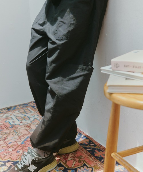 MAISON CLUB（メゾンクラブ）の「【MAISON CLUB】Nylon Ripstop Bigpocket Cargo Pants / ナイロンリップストップビッグポケットカーゴパンツ KKP（カーゴパンツ・メンズ・カーキ/ブラック/ブラウン・M/L）」の11枚目の写真