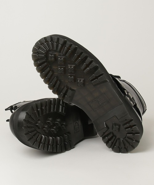 Dr. Martens(ドクターマーチン)の「Dr. Martens/ドクターマーチン 1460 QUAD HARNESS 8 ホール ブーツ 42718001(ブーツ・メンズ・ブラック・UK11/UK10/UK9/UK8/UK7/UK6/UK5/UK4/UK3)」の10枚目の写真
